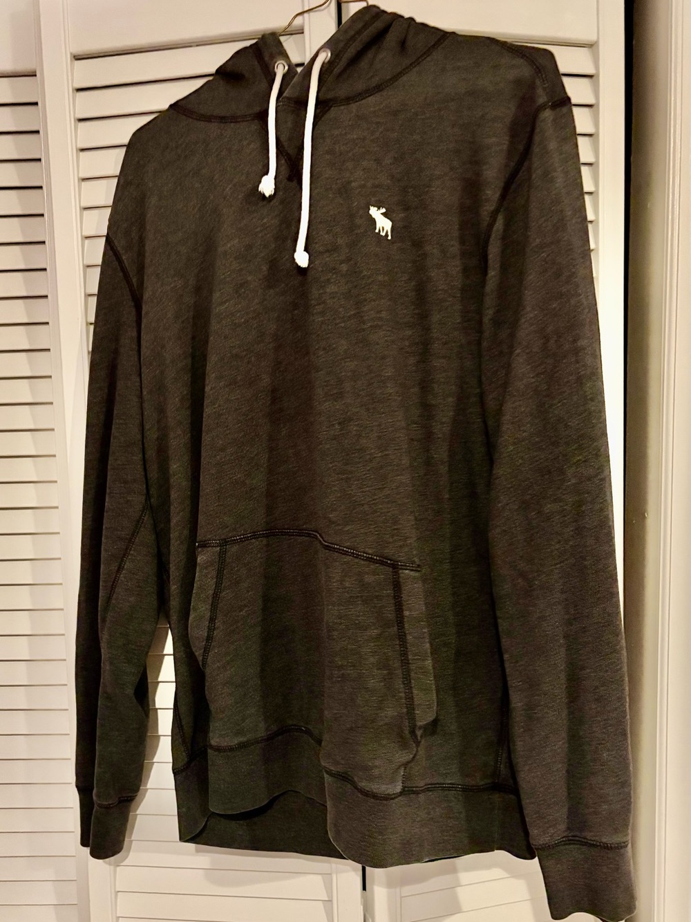 Abercrombie & Fitch Men's Charcoal Lightweight Hooded Pullover Sweatshirt